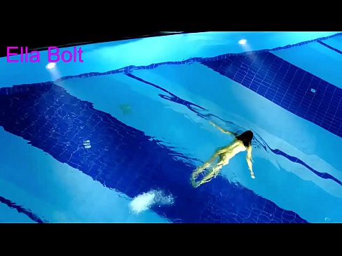 ❤️ I can't stop watching, young blonde caught swimming nude in ELLA BOLT resort pool Porno at en-us.mysexgamer.ru