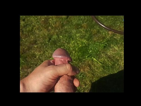 ❤️ Hot hottie gets her pink pussy fucked and cums with a squirt in a summer garden Porno at en-us.mysexgamer.ru